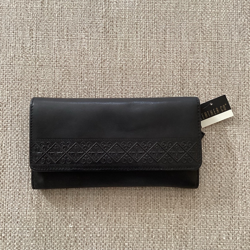 Liz Claiborne Black Leather Embossed Trifold Wallet